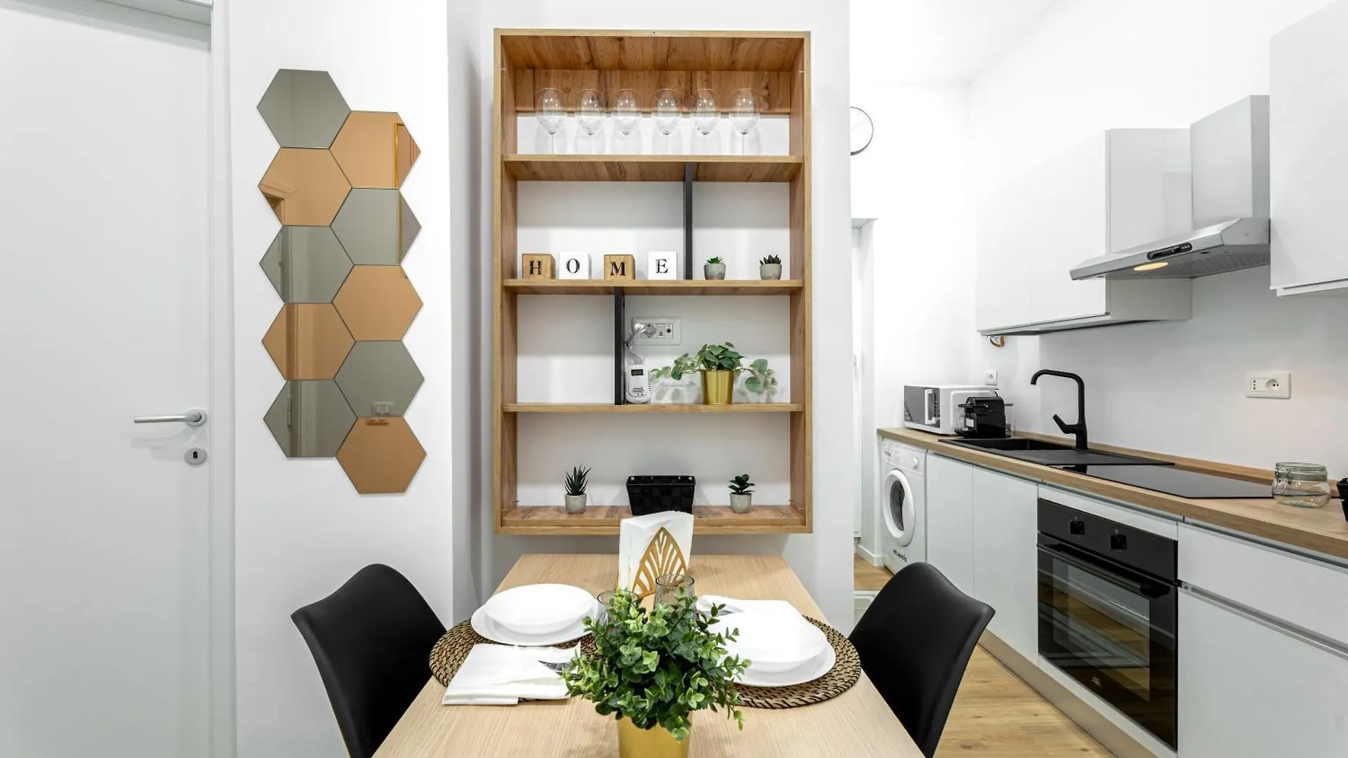 Centocinque Aparthouse - Luxe Rom Italien